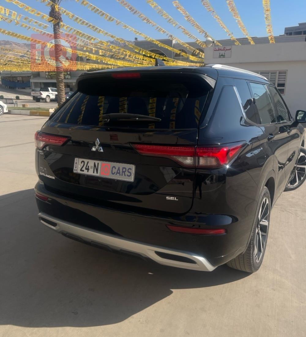 میتسوبیشی ئاوتلاندەر